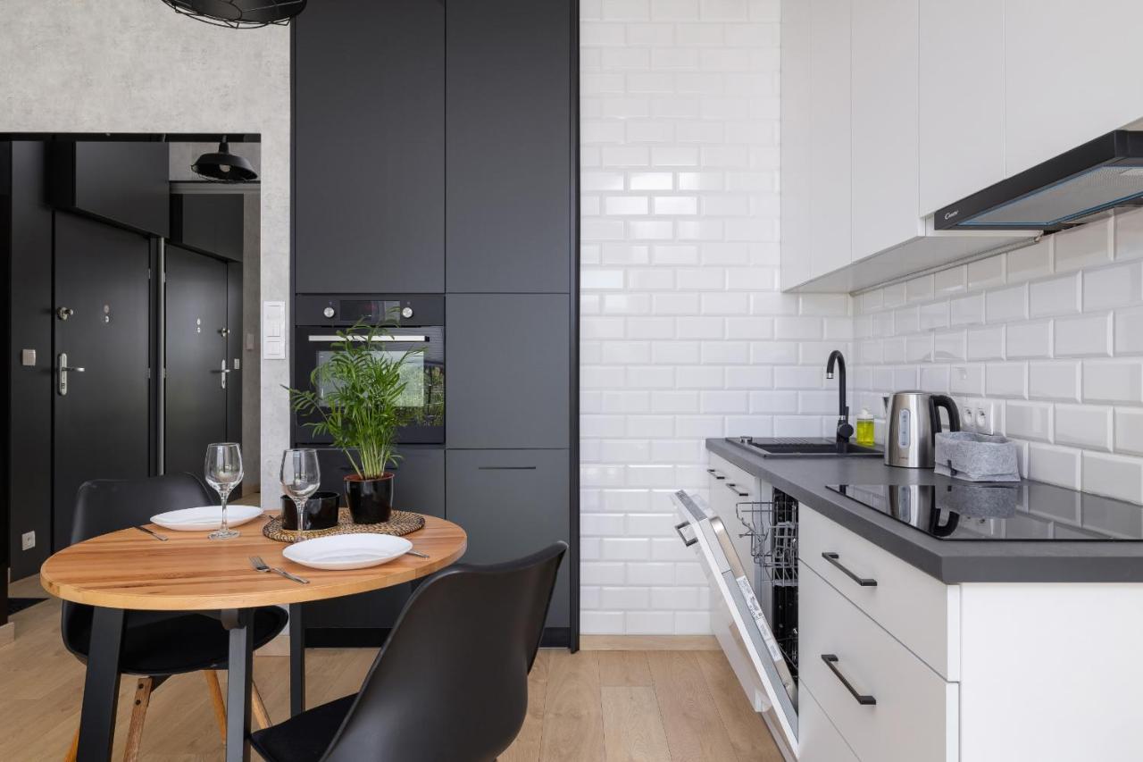 Krakow Studio With Parking & Terrace Near Zalew Bagry By Renters Prestige Exteriör bild
