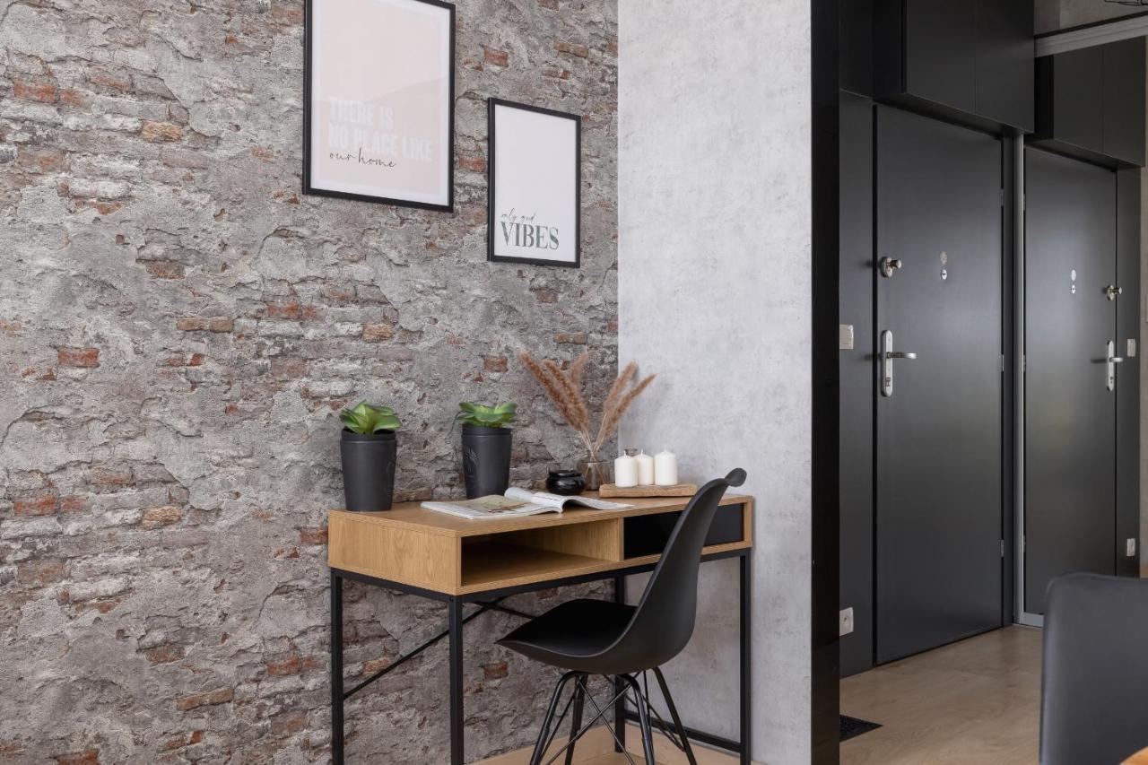 Krakow Studio With Parking & Terrace Near Zalew Bagry By Renters Prestige Exteriör bild