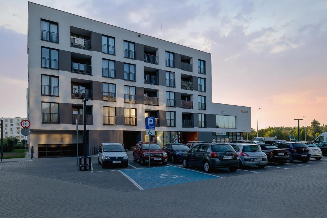 Krakow Studio With Parking & Terrace Near Zalew Bagry By Renters Prestige Exteriör bild